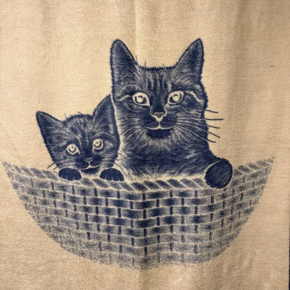 Vtg 90s Biederlack cats in a basket blanket - blue & white country cottage core